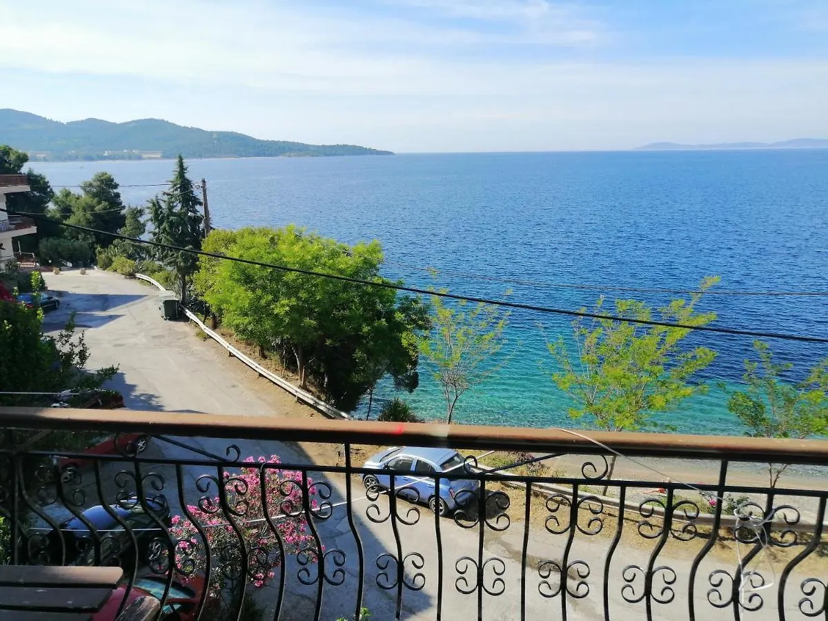 Apartment By The Sea Neos Marmaras 0*,  Grecia